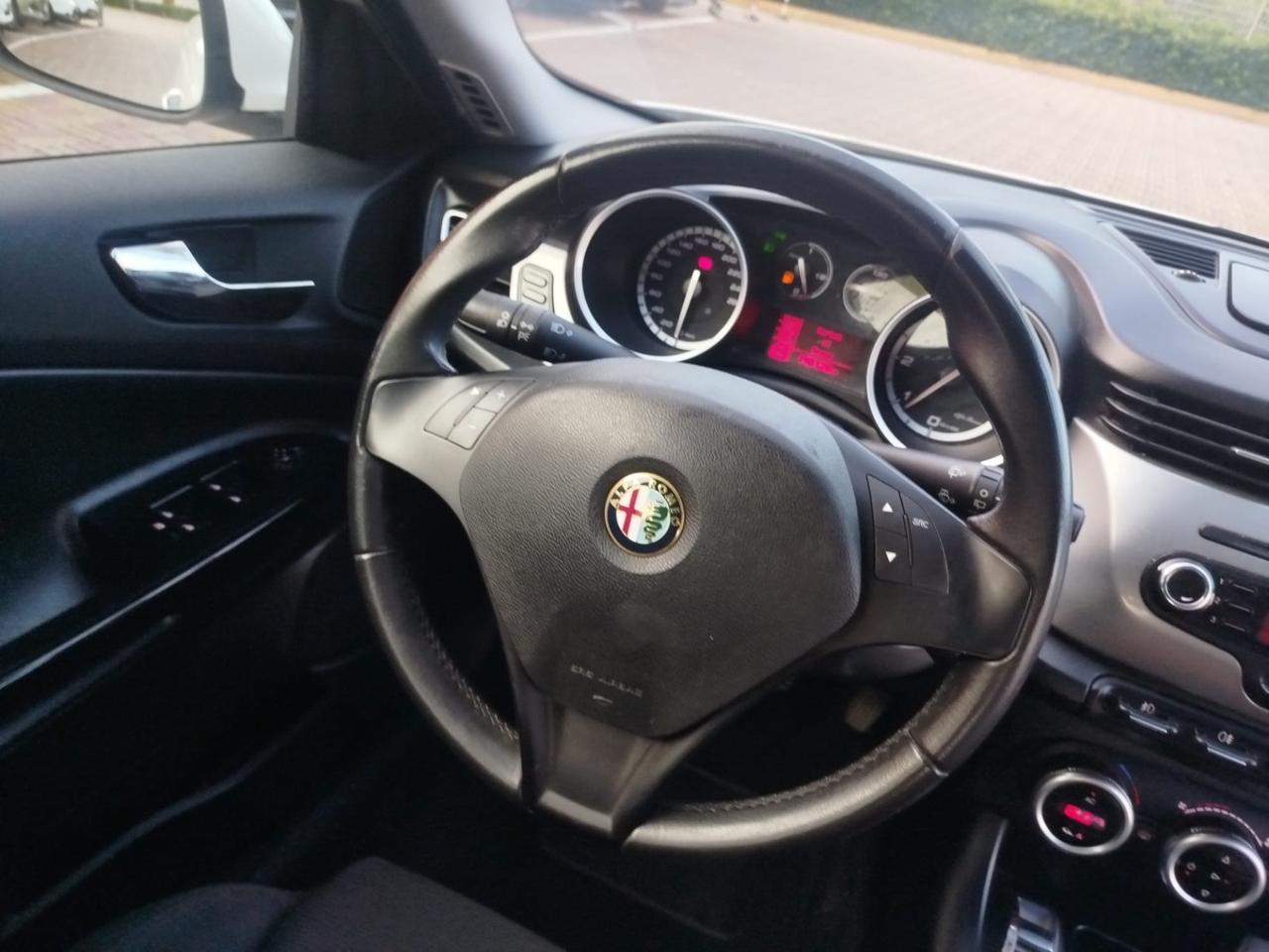 Alfa Romeo Giulietta 1.6 JTDm-2 105 CV Exclusive