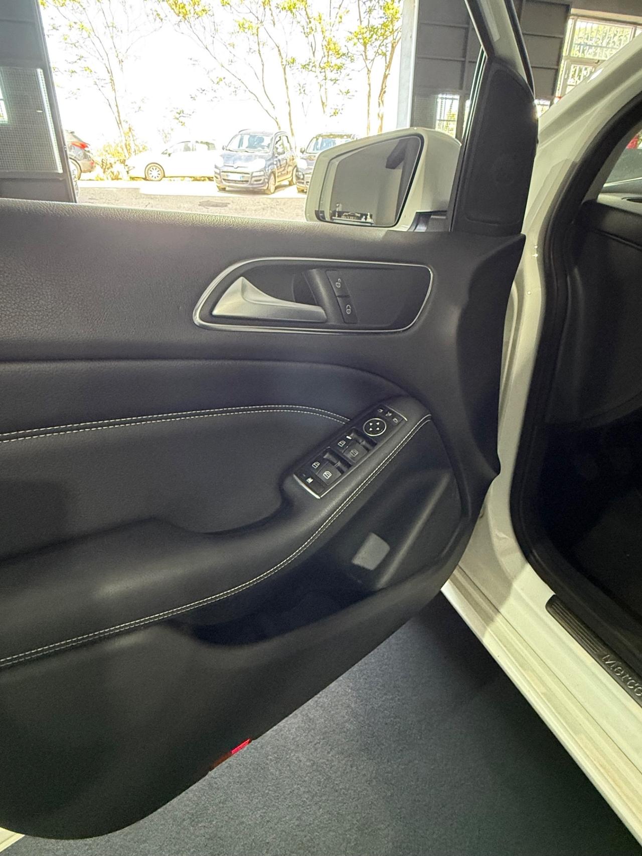 Mercedes-benz B 180d Neopatentati