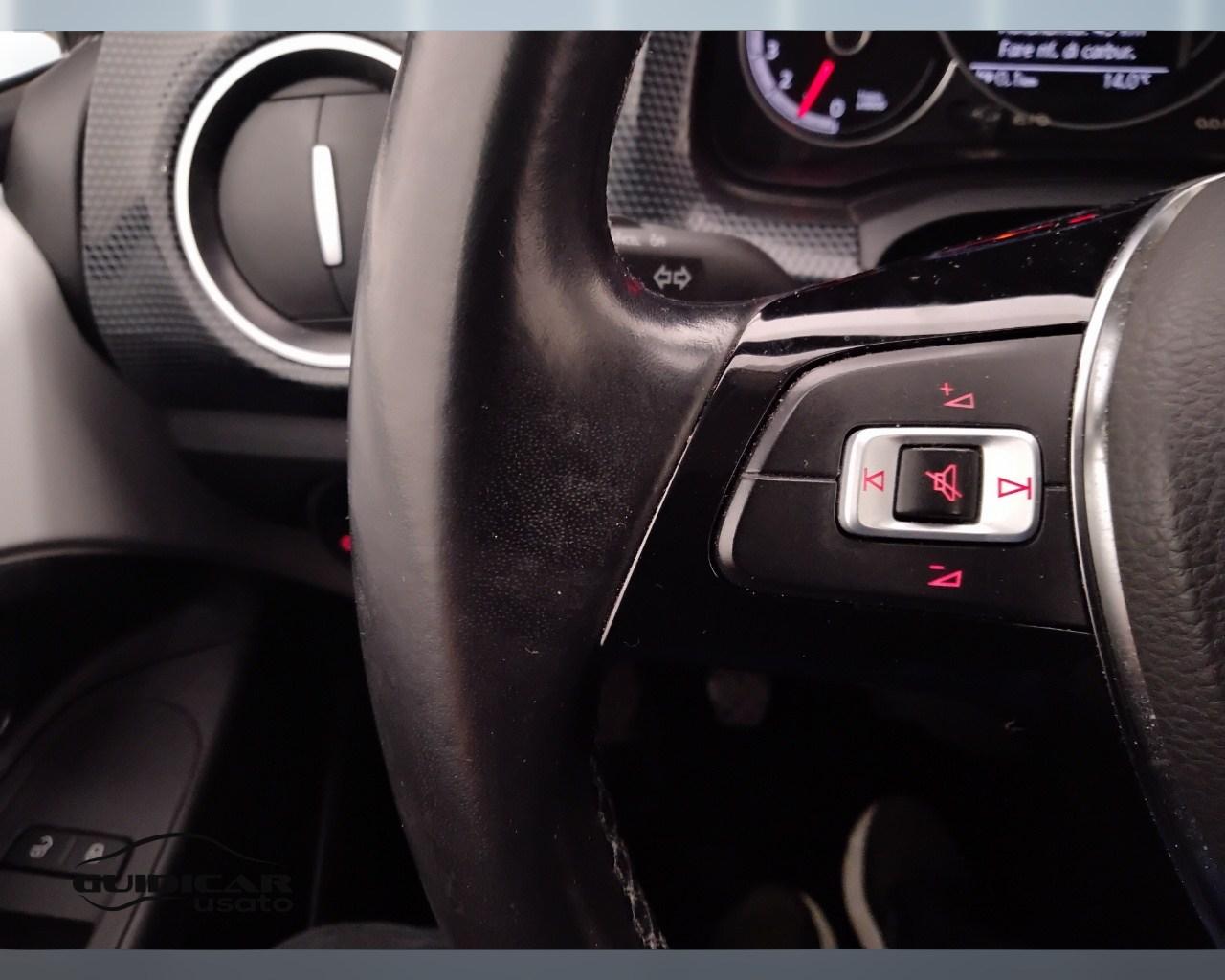 VOLKSWAGEN up! 3p 2017 - up! 3p 1.0 evo Color up! 65cv