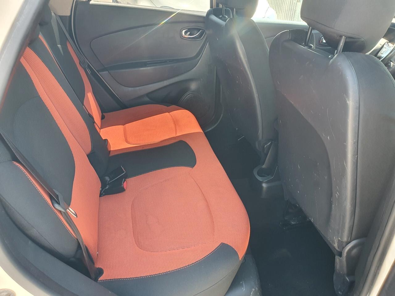 Renault Captur 1.5 dCi 8V 90 CV Neopatentati 2014