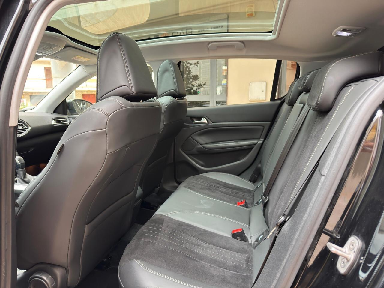 Peugeot 308 1.6 BlueHDi 120 cv S&S EAT6 GT Line