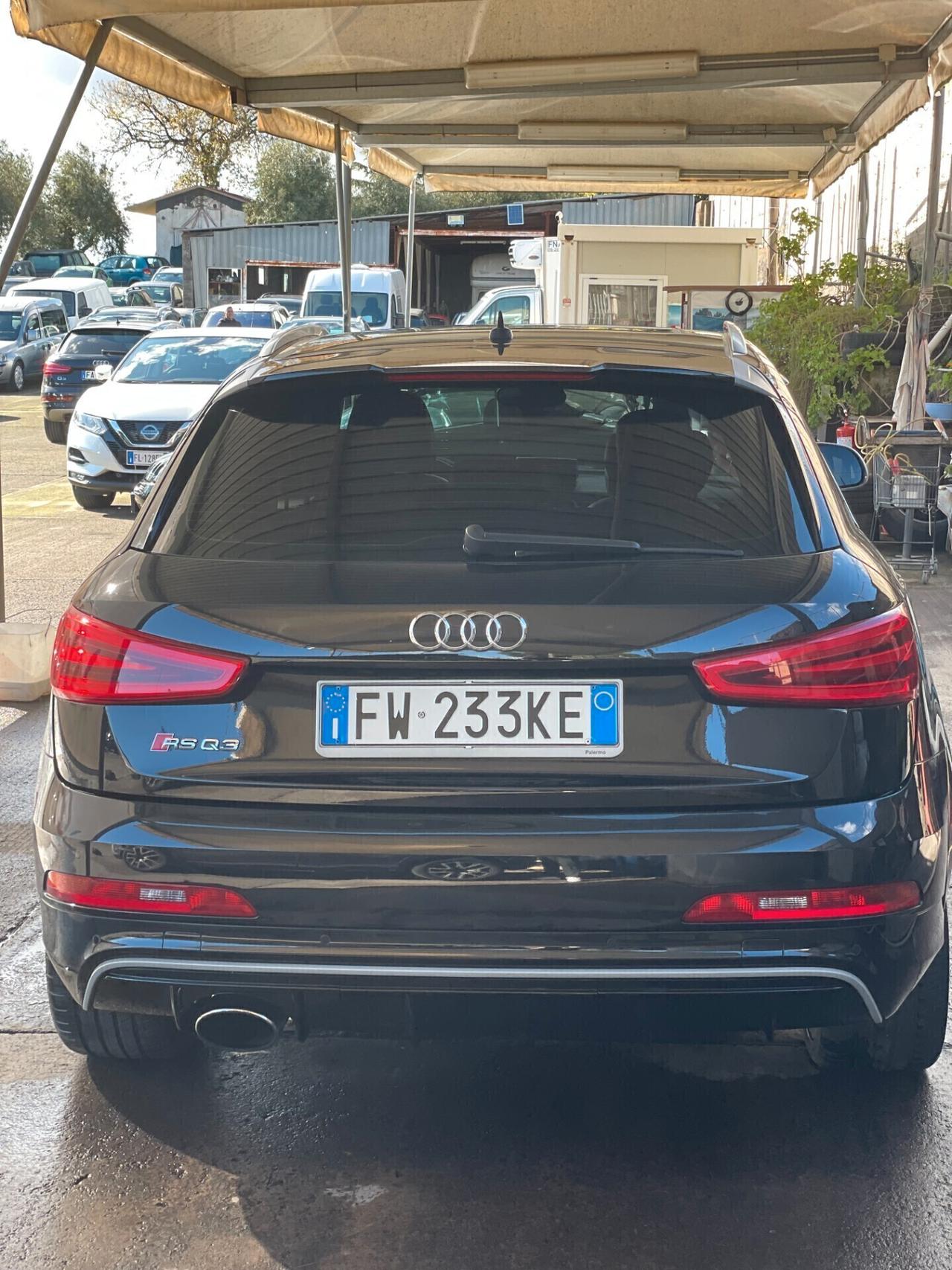 Audi Q3 RS Q3