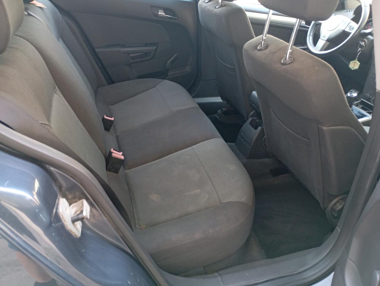 Opel Astra 1.7 CDTI 101CV 5 porte Cosmo