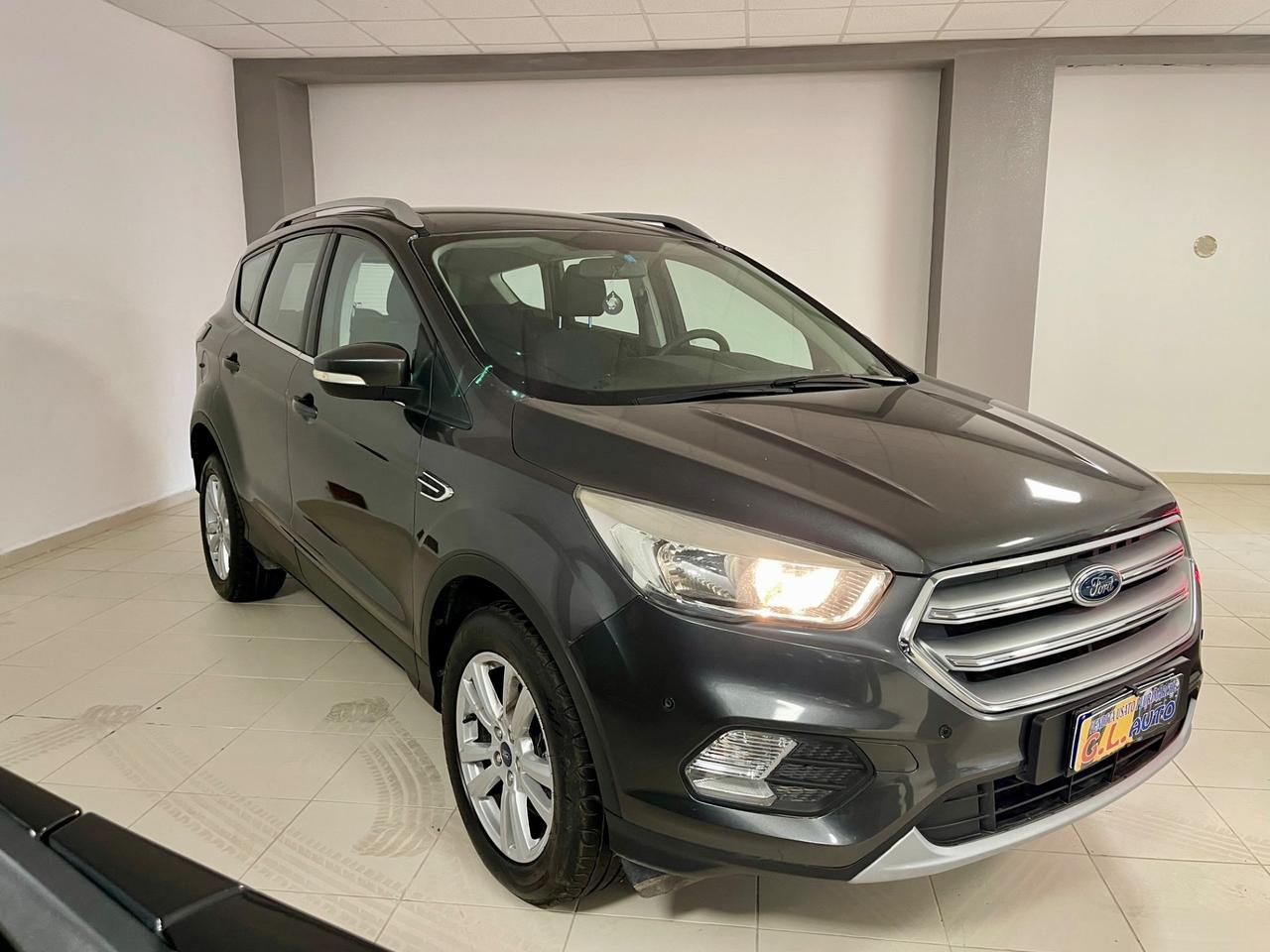Ford Kuga 1.5 TDCI 120 CV S&S 2WD Titanium