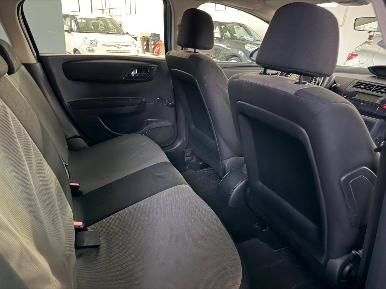Citroen C4 1.6 HDi 90CV Elegance