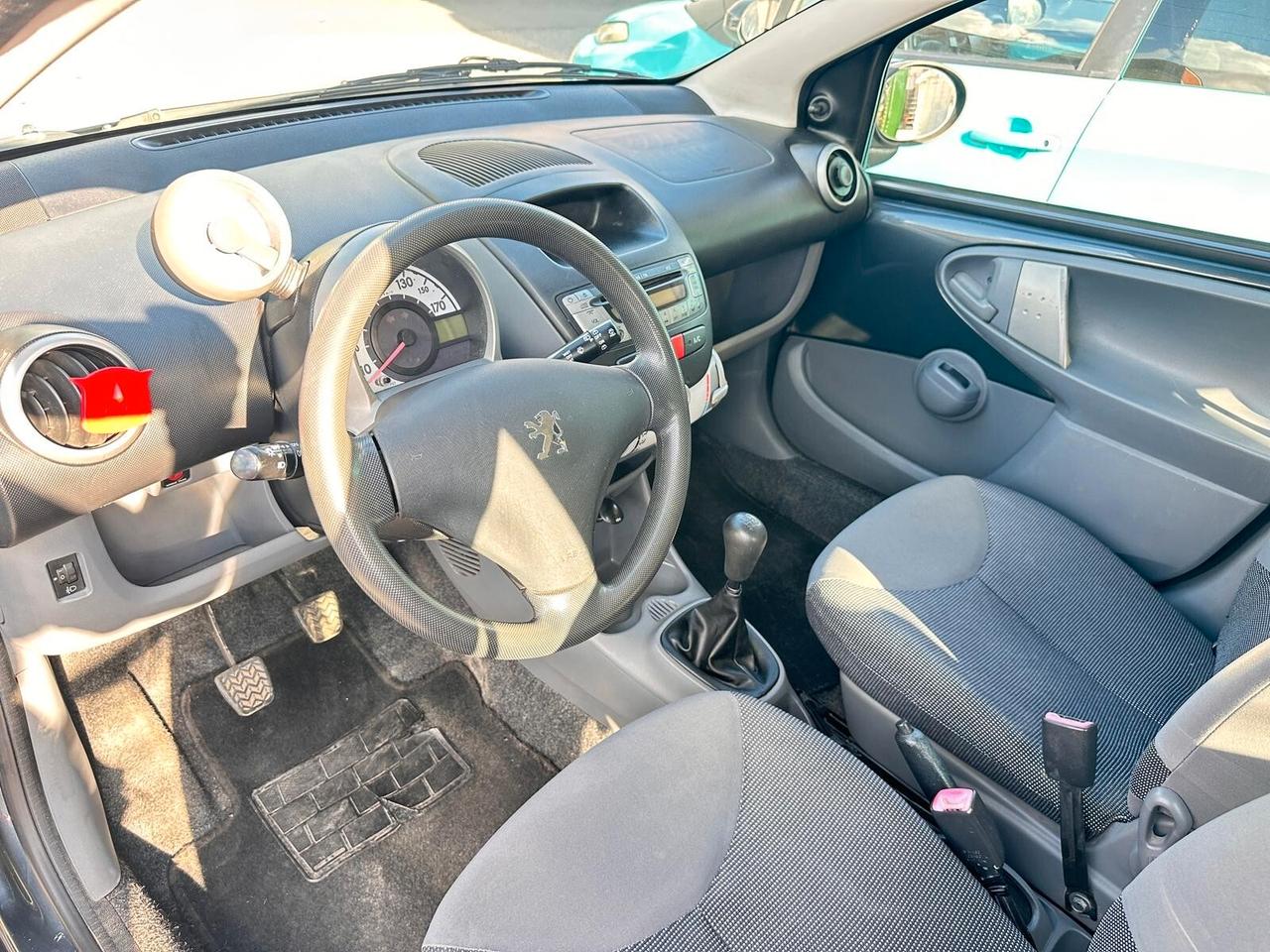 Peugeot 107 1.4 HDi 5p. Sweet Years