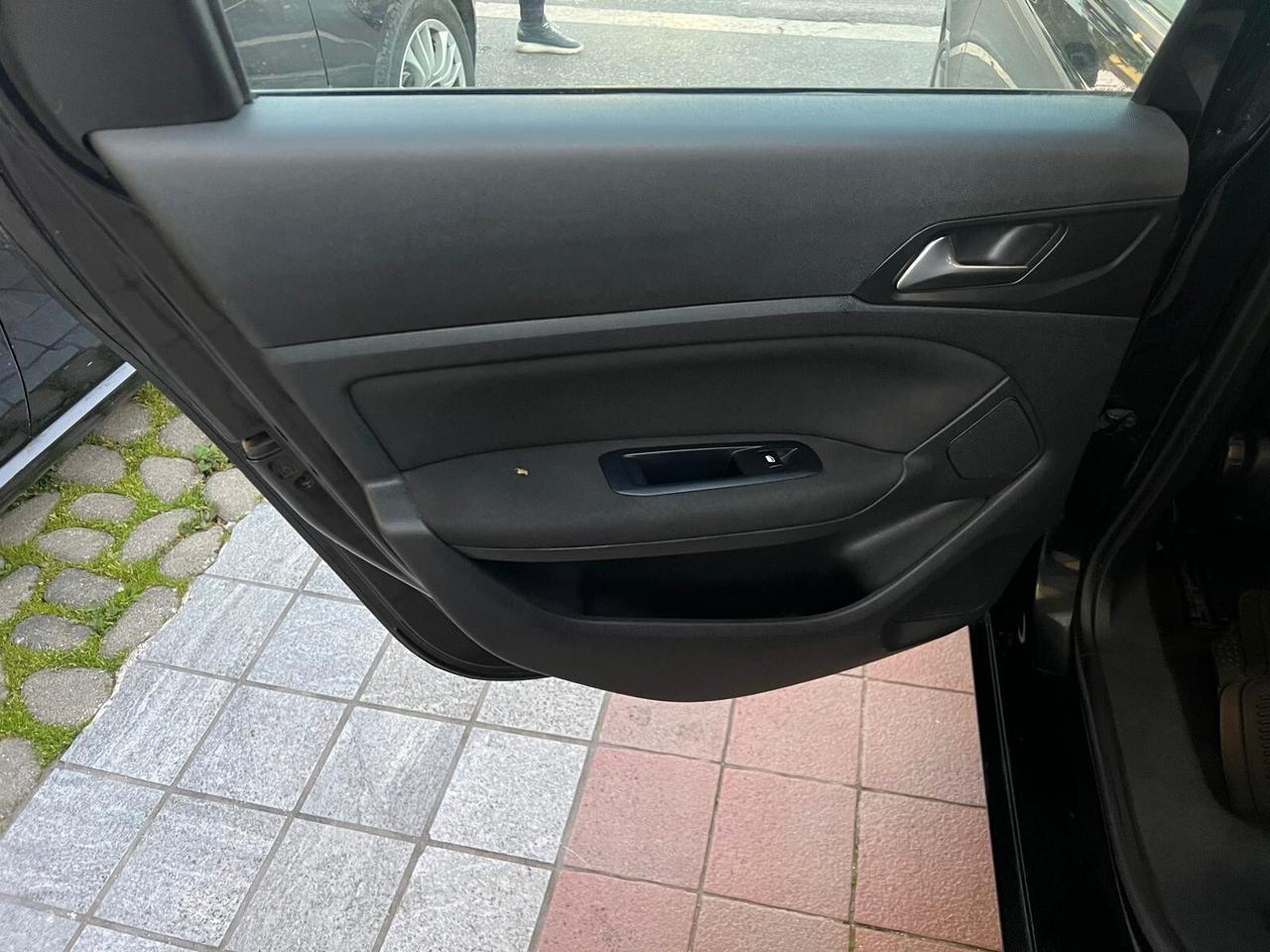 Peugeot 308 BlueHDi 150 S&S EAT6 SW Business