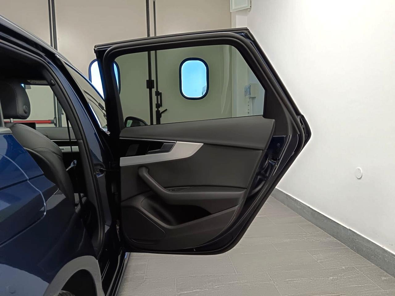 Audi A4 Avant TDI Quattro S- line GARANZIA CASA MADRE