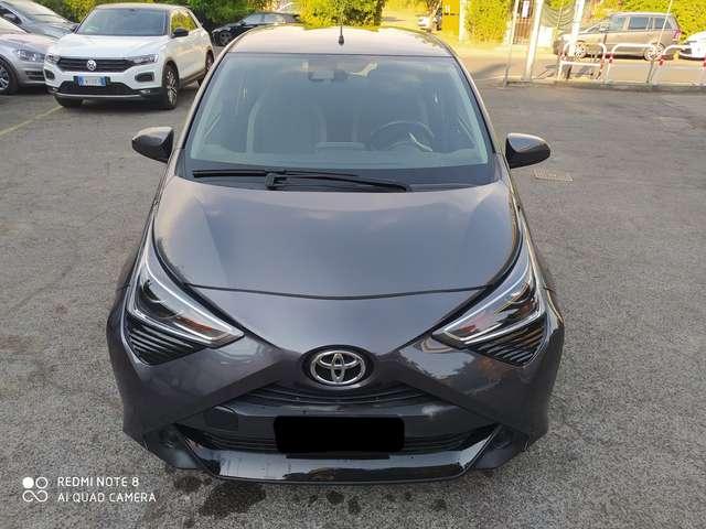 Toyota Aygo Aygo II 2018 5p 5p 1.0 x-clusiv m-mt 72cv