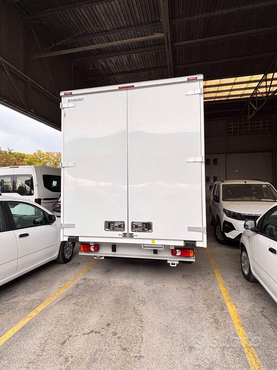 Fiat Ducato L2H2 180 CV trasporto disabili - Km 0