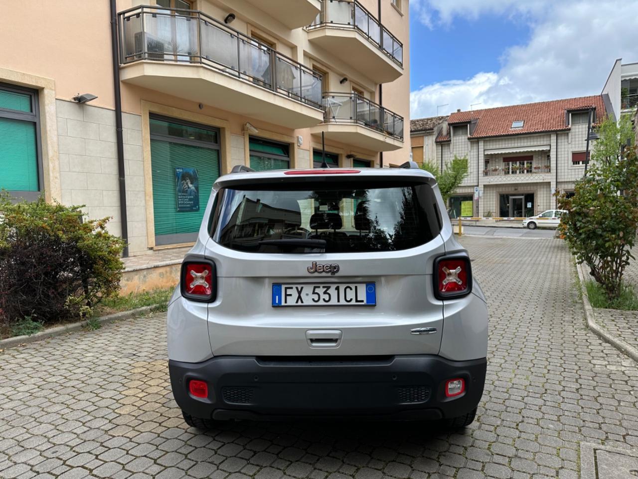 Jeep Renegade 1.6 Mjt DDCT 120 CV Longitude