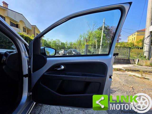 VOLKSWAGEN up! 1.0 Move