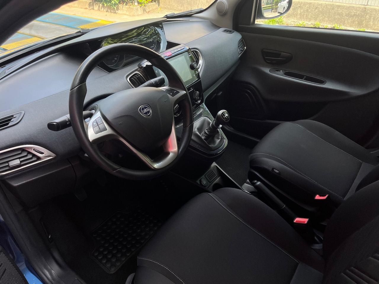 LANCIA YPSILON 1.0 HYBRID 69CV GOLD - NESSUN VINCOLO FINANZIARIO