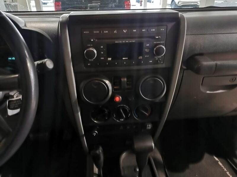 Jeep Wrangler Wrangler 2.8 CRD DPF Sport Auto