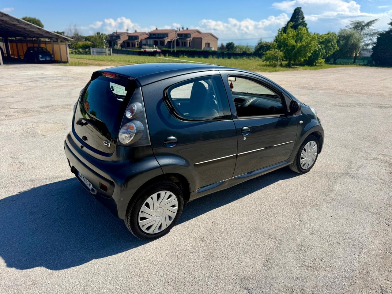 Citroen C1 5porte 1.0 Benzina 68cv NEOPATENTATI
