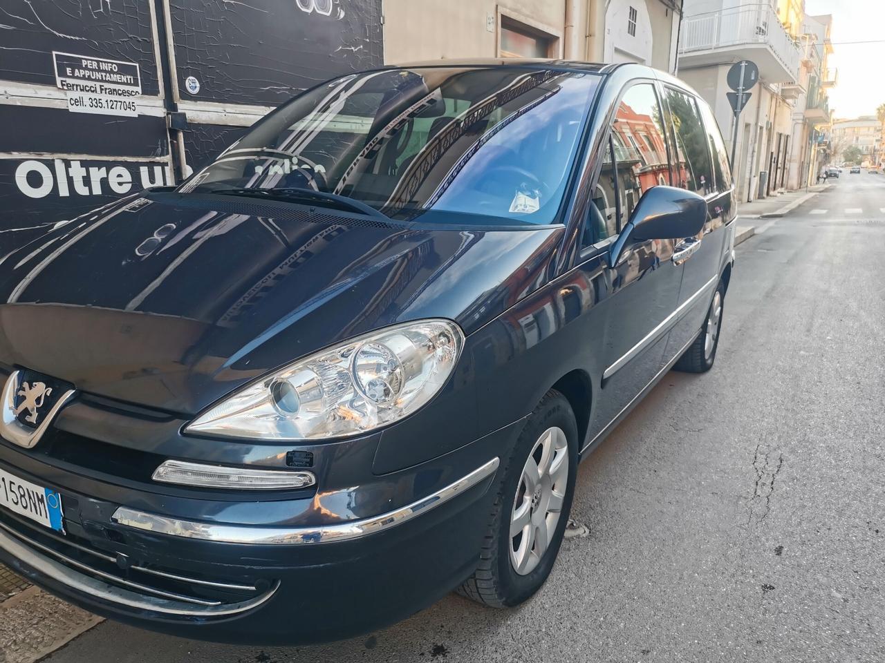 Peugeot 807 2.0 HDi 136CV FULL NAVI 7 POSTI