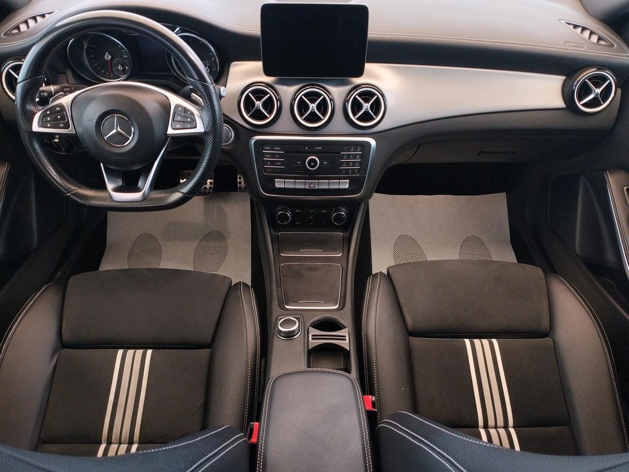 Mercedes-benz GLA 180 Night Edition- NEOPATENTATI