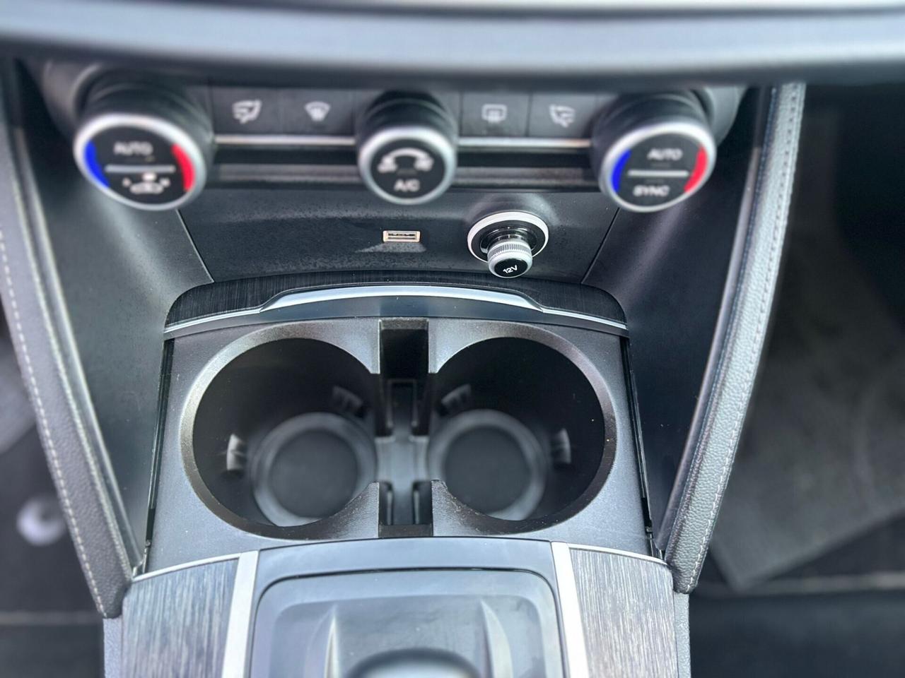 Alfa Romeo Stelvio 2.2JTDM 210 CV Q4 B-Tech LUSSO