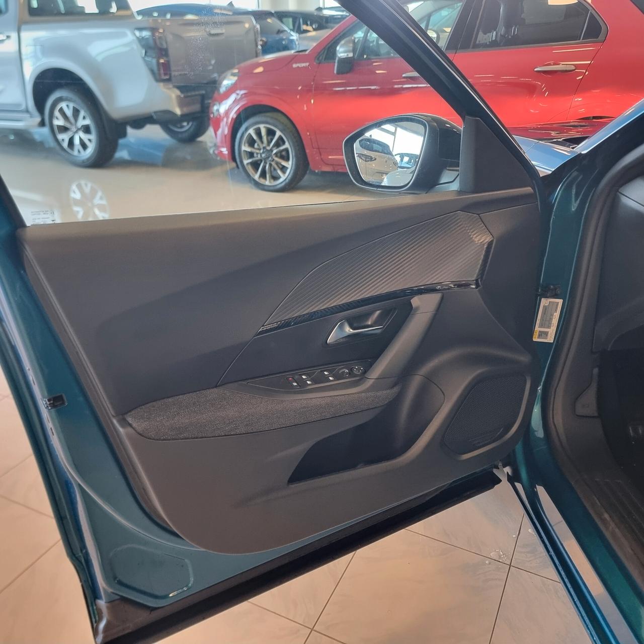 Peugeot 2008 PureTech 100 S&S Style