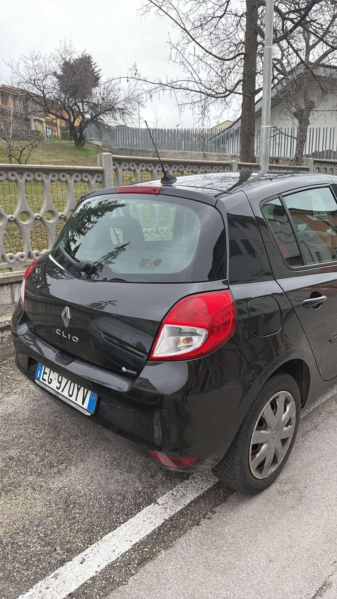 Renault Clio 1.2 16V 5 porte Live!