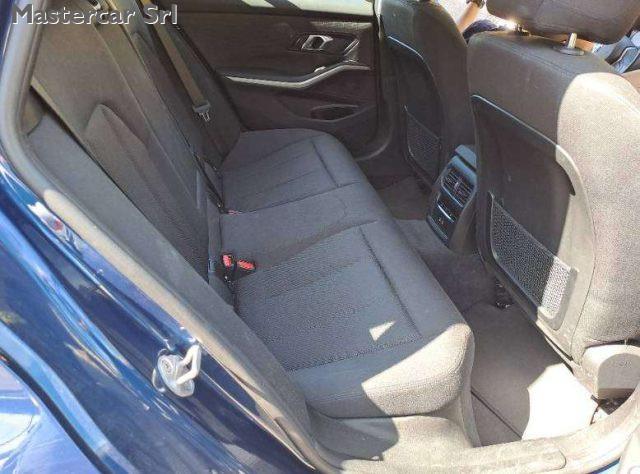 BMW 320 320d Touring mhev 48V xdrive Business Advantage au