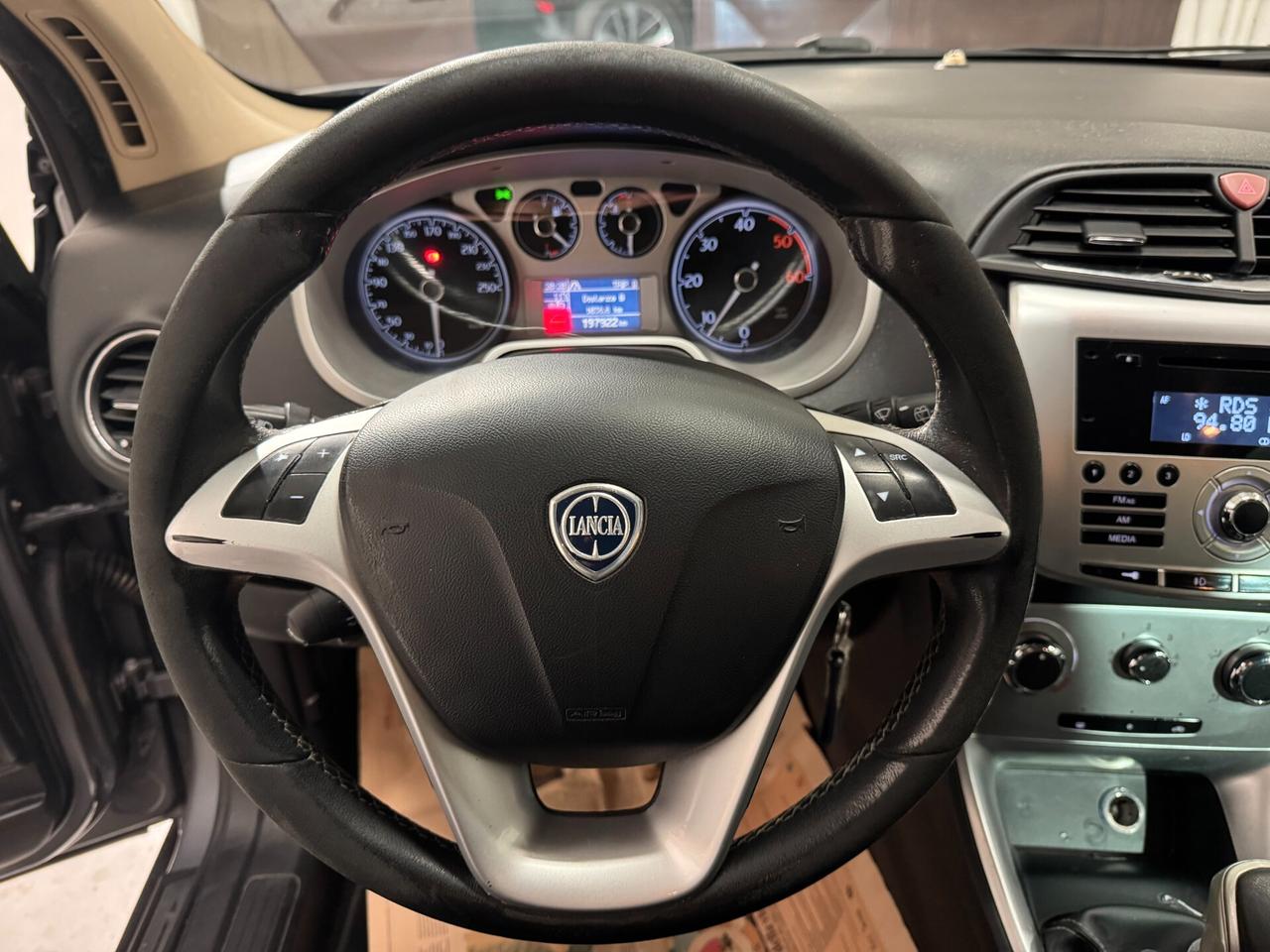 Lancia Delta 1.6 MJT DPF Silver