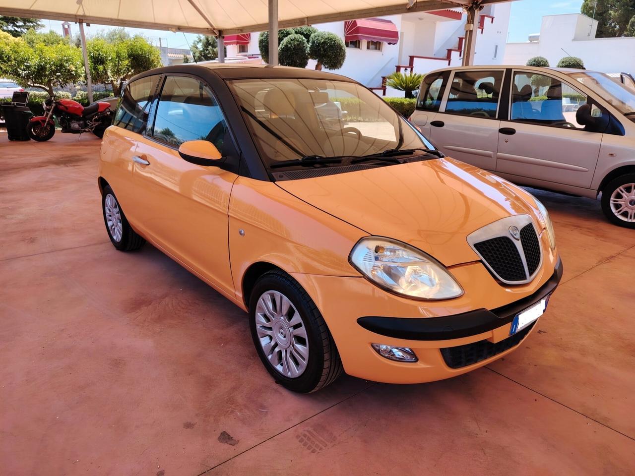 Lancia Ypsilon 1.2 fire Momo Design benzina + gpl