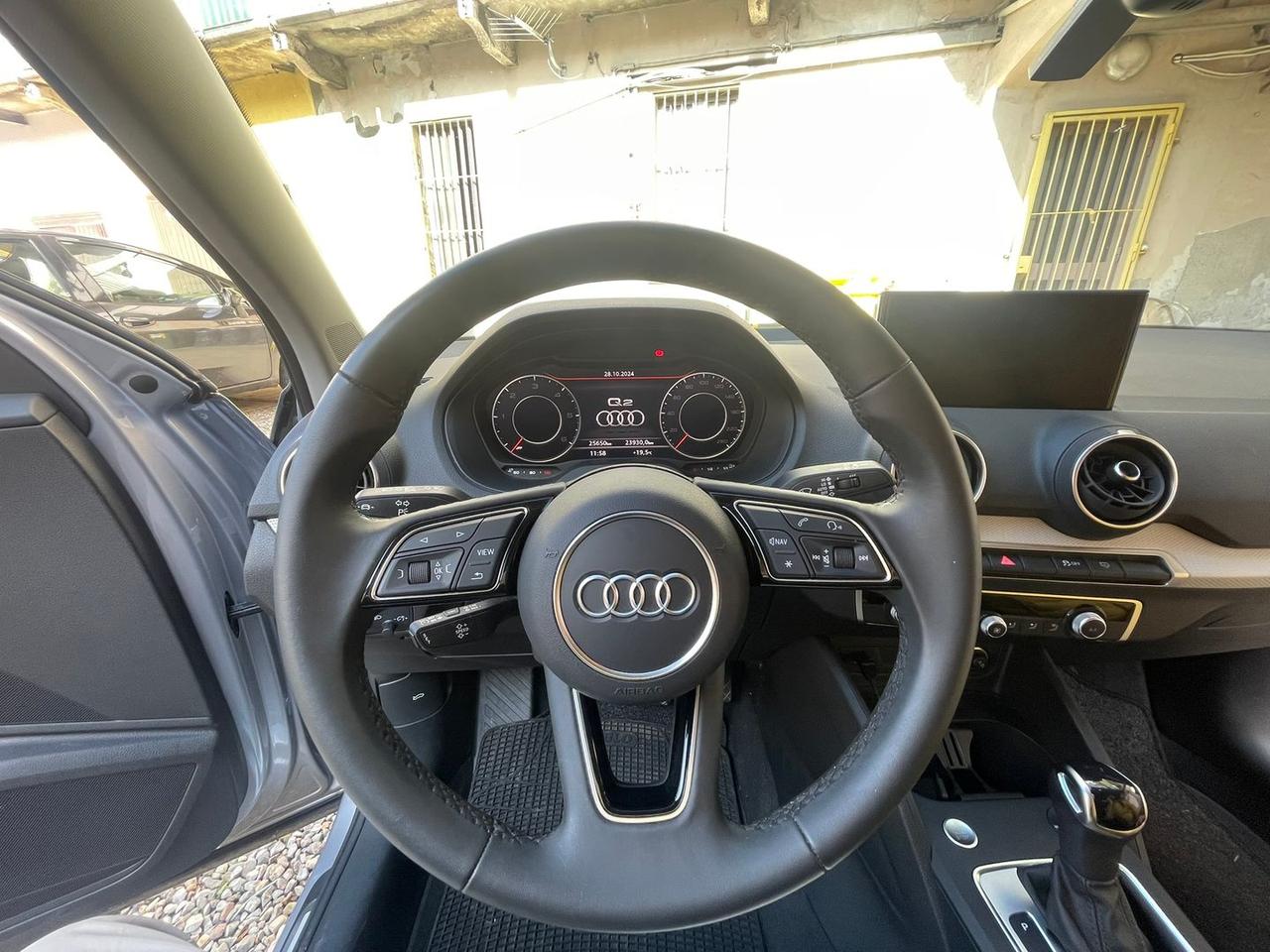 Audi Q2 Business Advanced