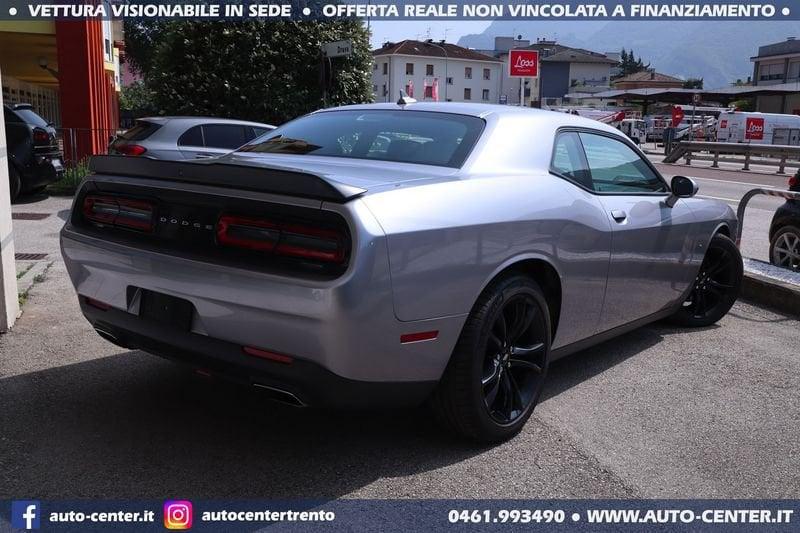 Dodge Challenger 3.6 V6 AT8 SXT *EUROPEA