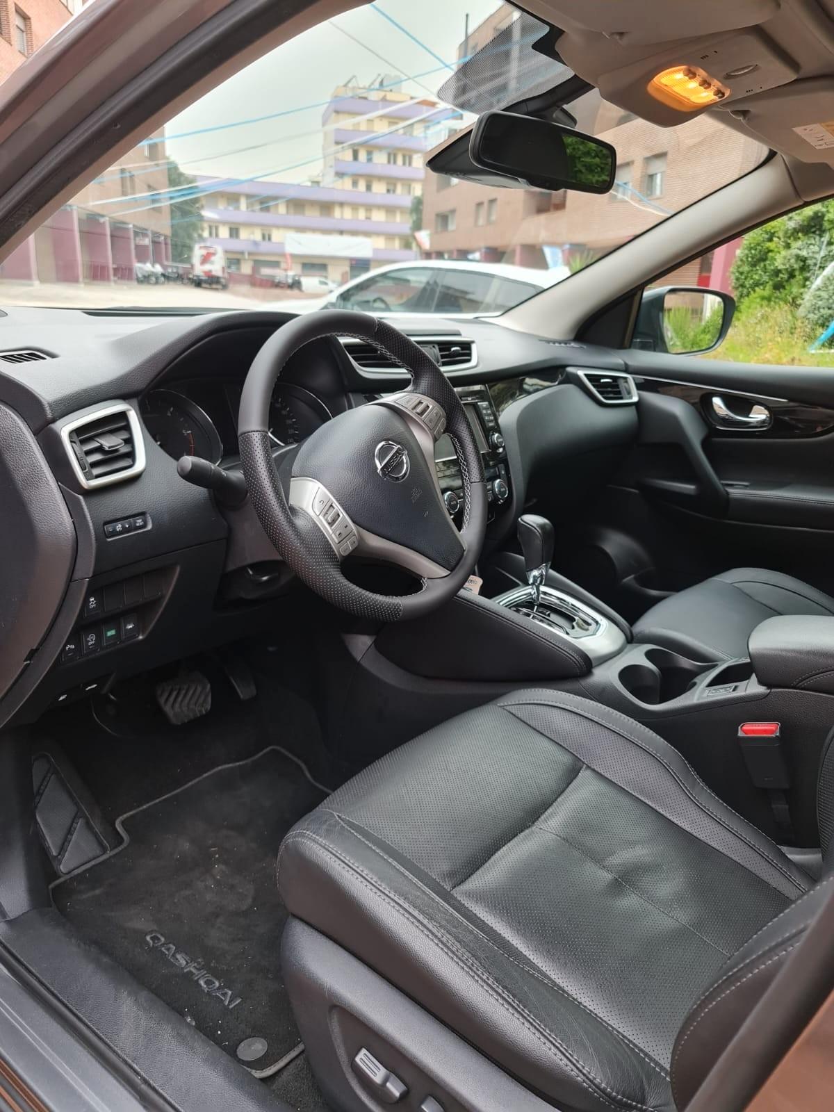 Nissan Qashqai 1.6 dCi 2WD TEKNA Tetto PANORAMICO PELLE CERCHI IN LEGA 19" 4 TELECAMERE FULL LED