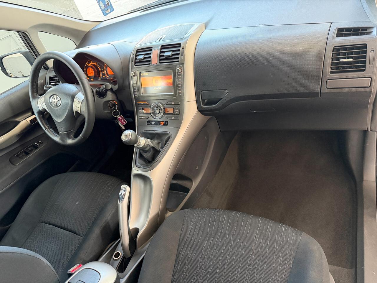 Toyota Auris 2.0 D-4D 5 porte Sol