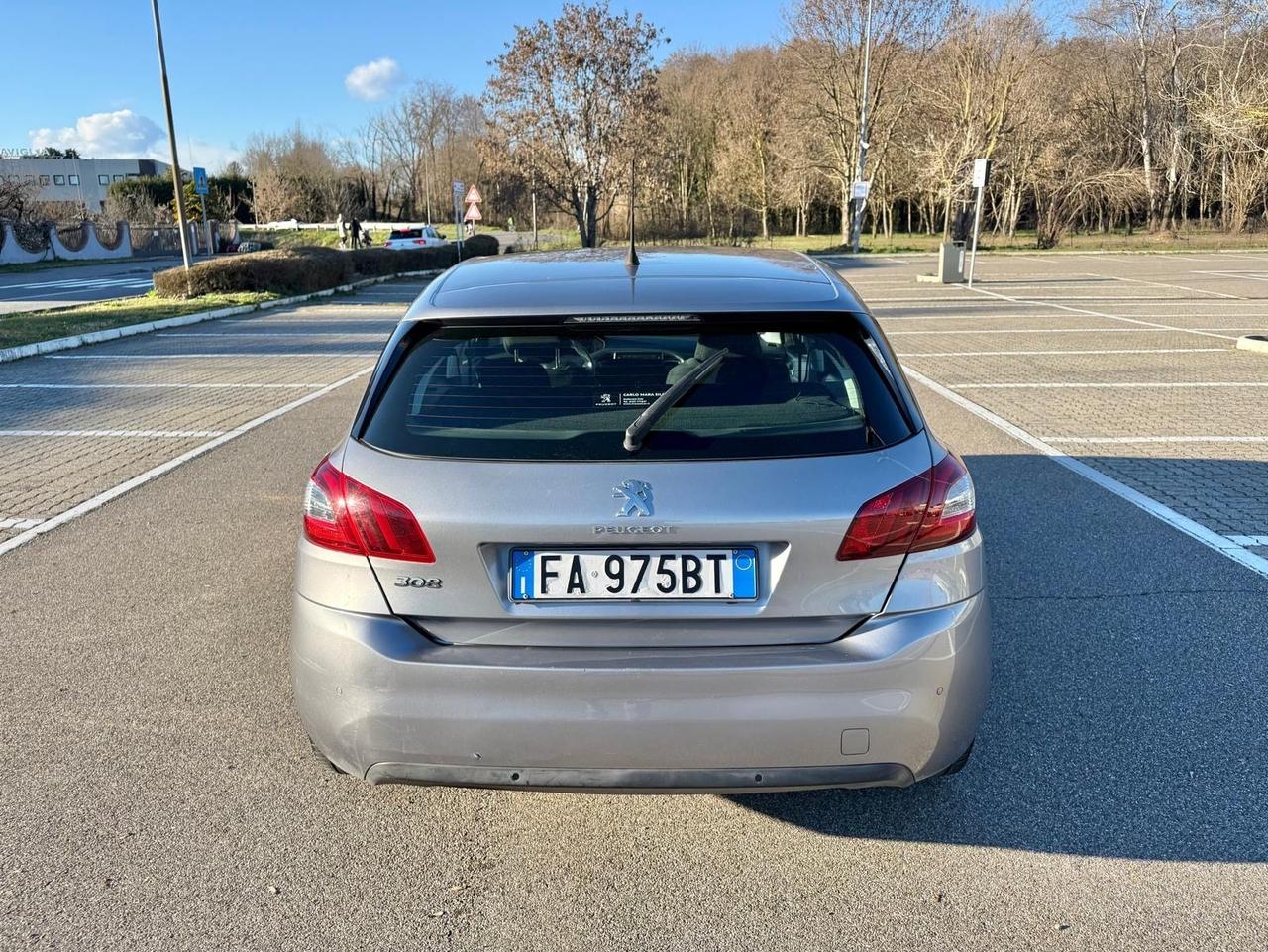 Peugeot 308 PureTech Turbo 130 S&S GT Line*Navi*Euro 6