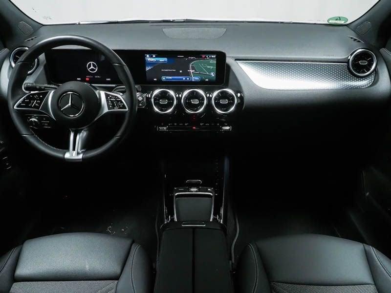 Mercedes-Benz GLA GLA 180 Automatic Progressive Advanced