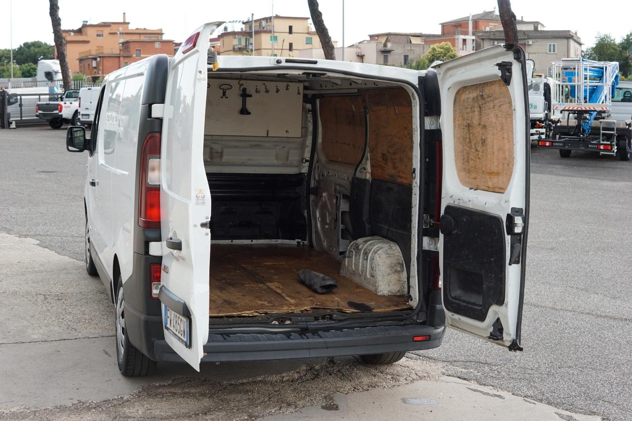 Nissan NV 300 Van Euro 6