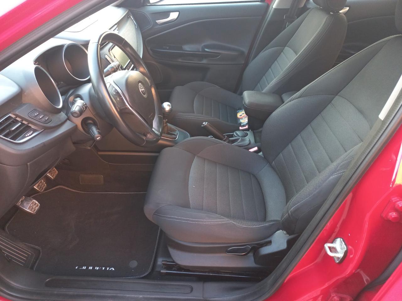 Alfa Romeo Giulietta 1.6 JTDm-2 120 CV Distinctive