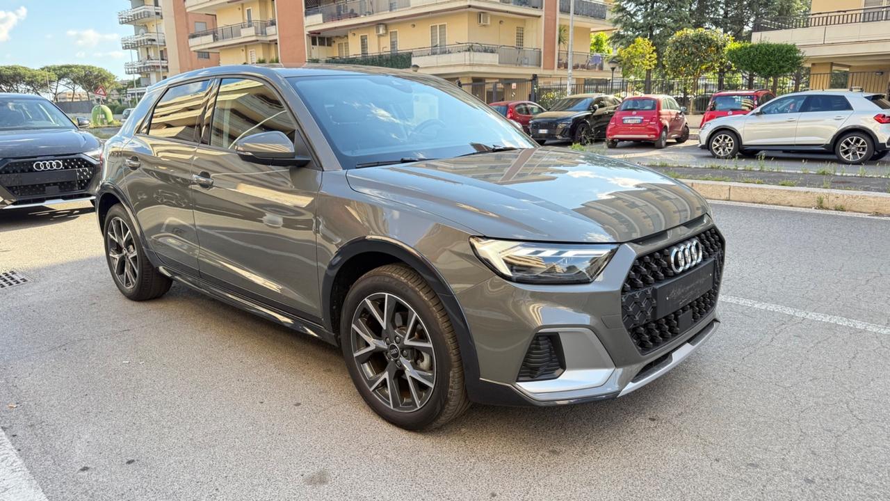 Audi A1 allstreet 30 TFSI S tronic Business LED NAVI COCKPIT CAR PLAY PDC CLIMA AUTOAMTICO CERCHI 17