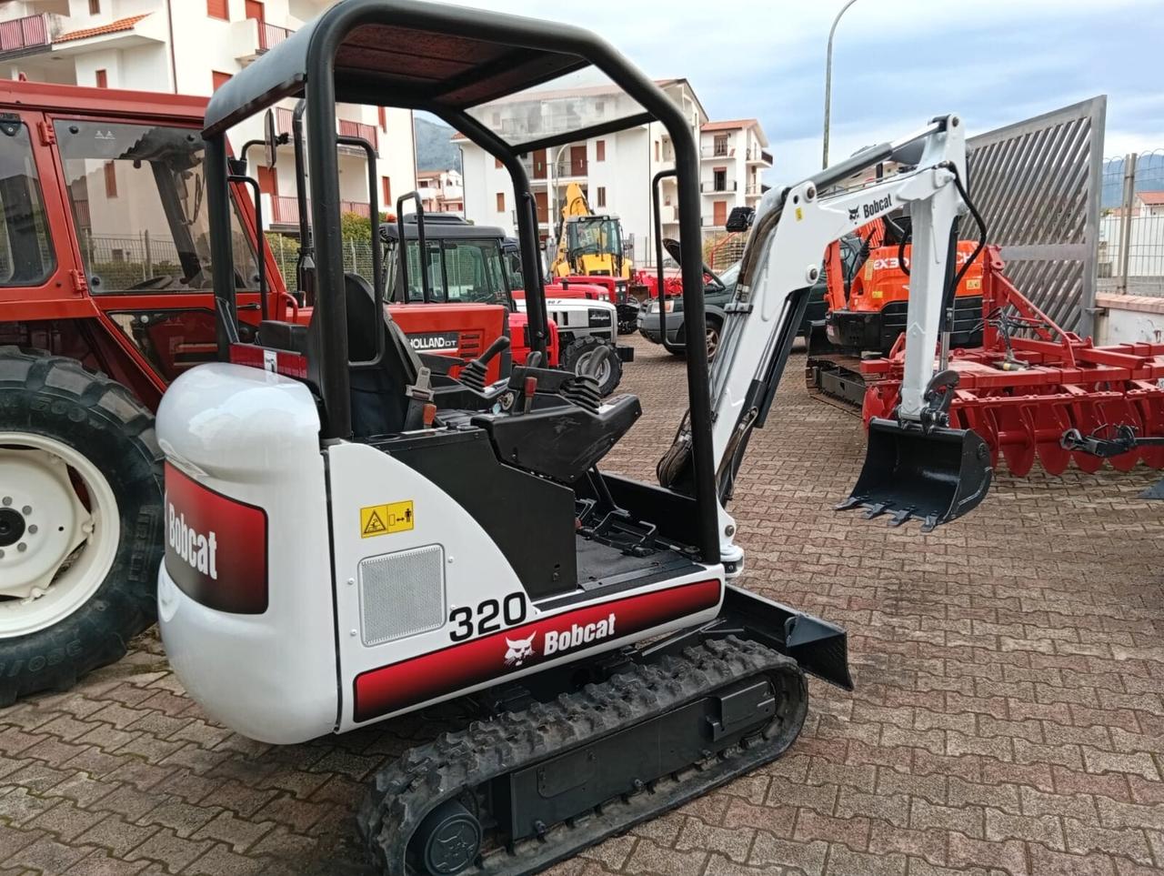 Escavatore Usato Bobcat 320 (17 Quintali)