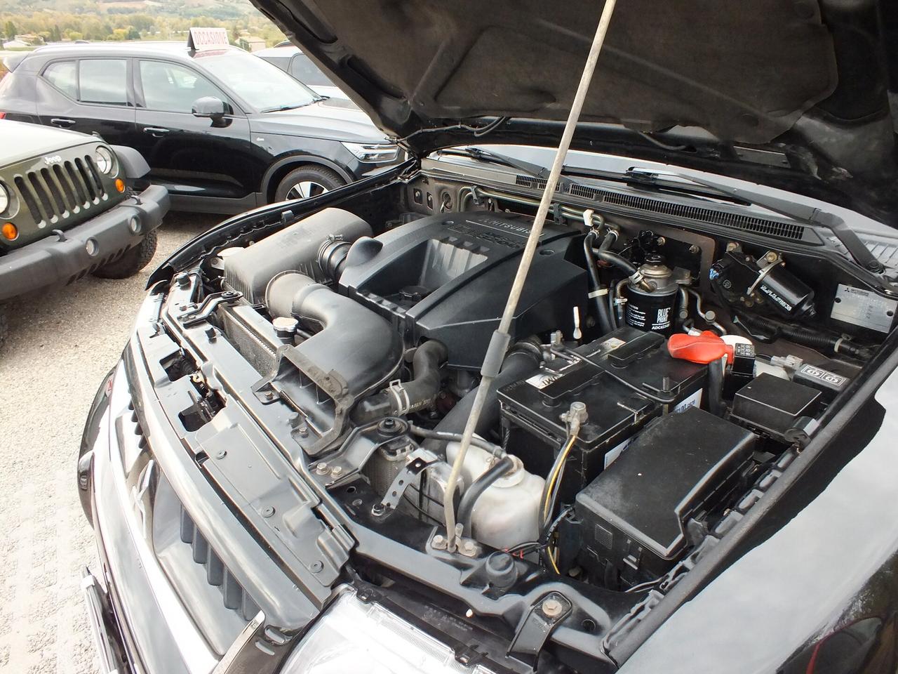MITSUBISHI PAJERO 3.2 16V DI-D CORTO GLX