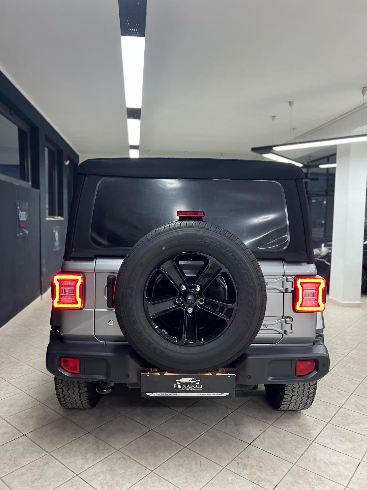 Jeep Wrangler Unlimited 2.2 Mjt II Night Eagle