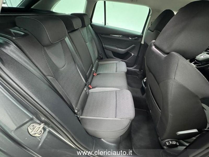 Skoda Octavia 2.0 TDI EVO SCR DSG Wagon Ambition