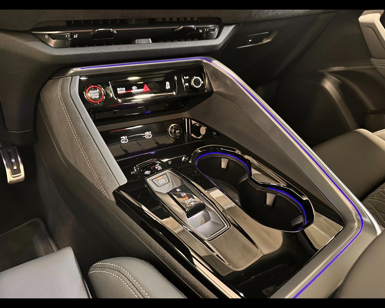 AUDI Q5 SPORTBACK E-HYBRID S-TRONIC QUATTRO S-LINE EDITION