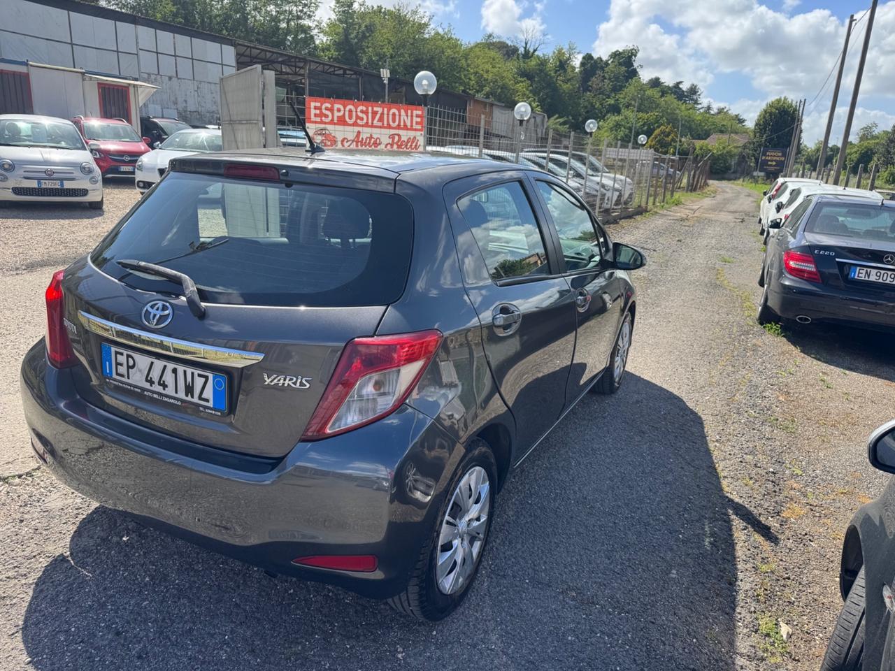 Toyota Yaris 1.0 5 porte Lounge NEOPATENTATI
