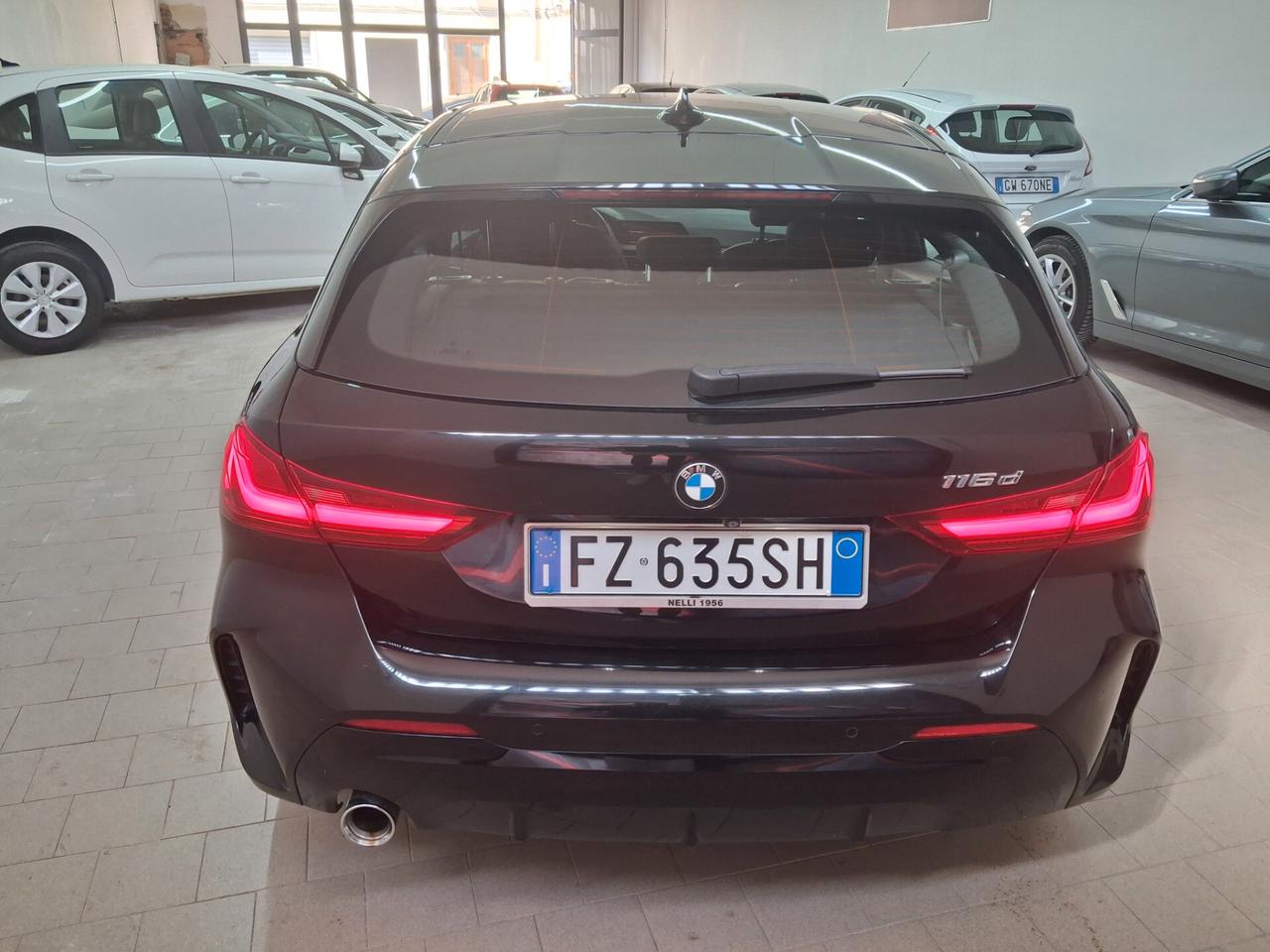 Bmw 116 116d 5p. Msport