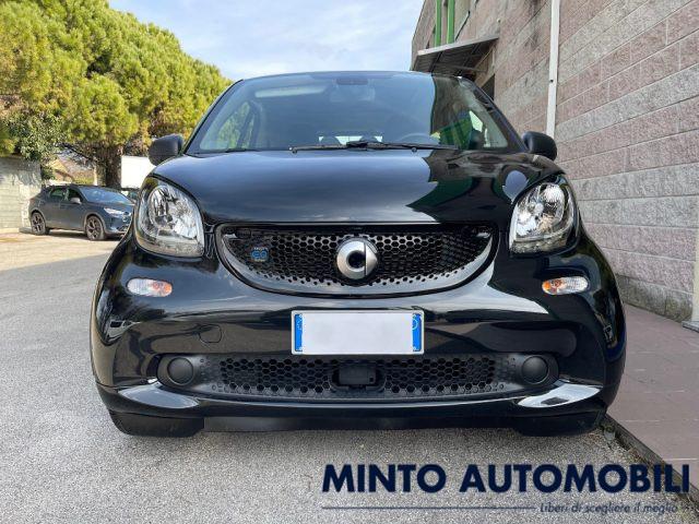 SMART ForTwo EQ BERLIN BLACK AUTOMATICA NAVI TETTO PANORAMICO