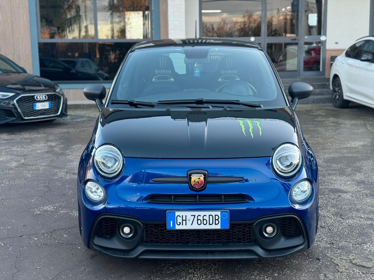 Abarth 595 1.4 Turbo T-Jet 165 CV Monster Energy Yamaha