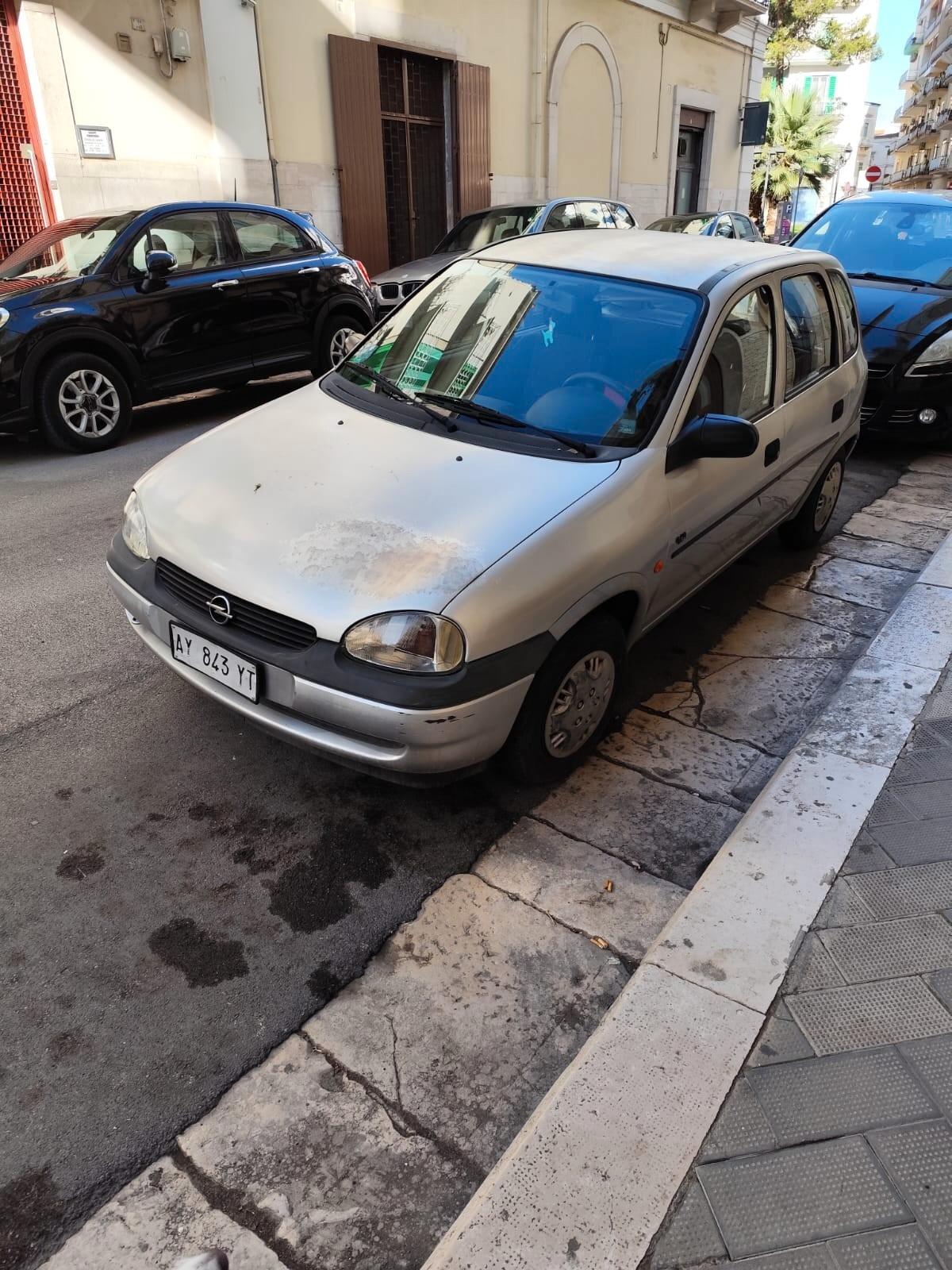 Opel Corsa 1.0i 12V cat 5 porte Viva