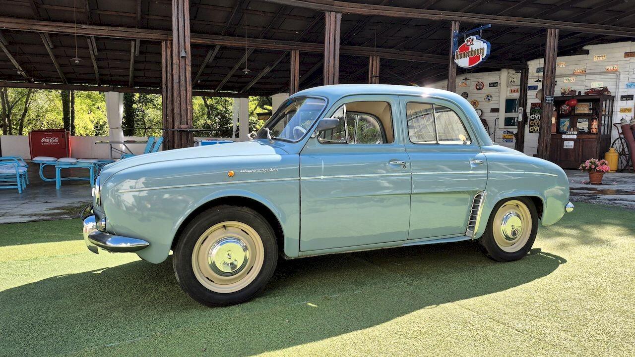 Alfa Romeo Dauphine – 1961