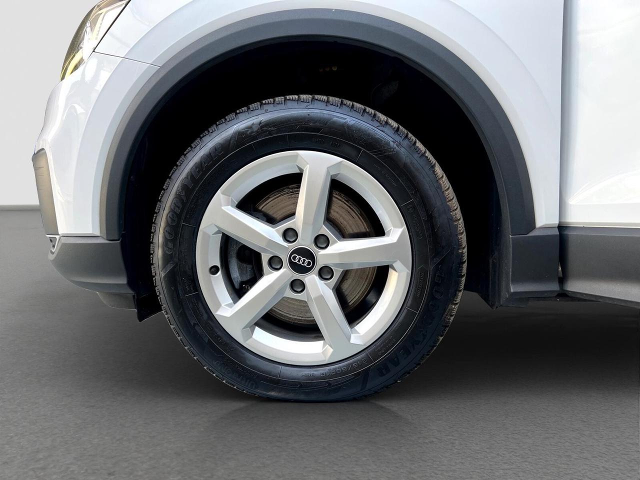 Audi Q2 35 TDI quattro S tronic Business