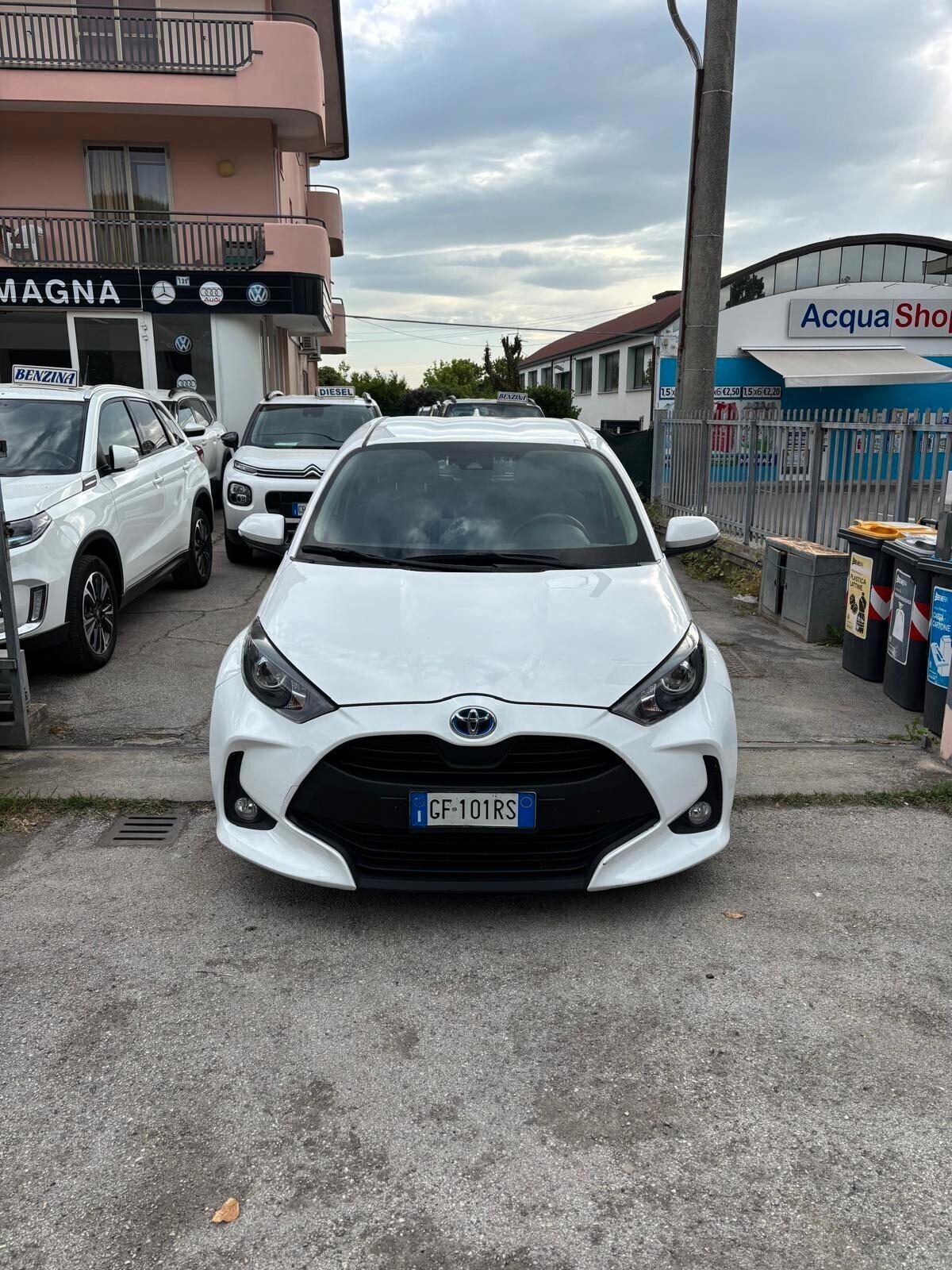 Toyota Yaris 1.5 Hybrid 5 porte Active NESSUN VINCOLO