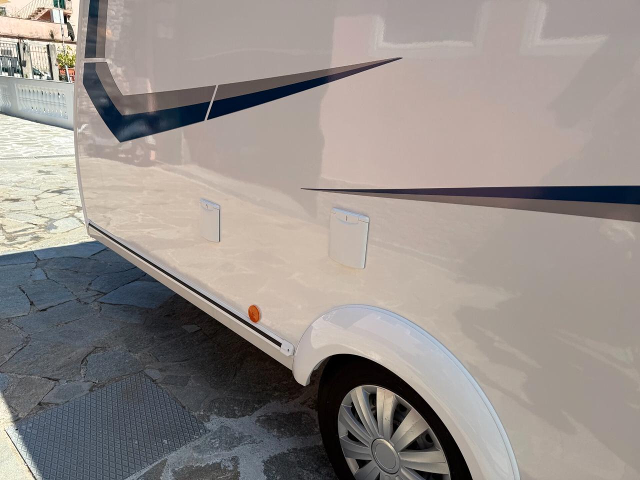Caravelair ALBA STYLE 390 PACK SHOWER